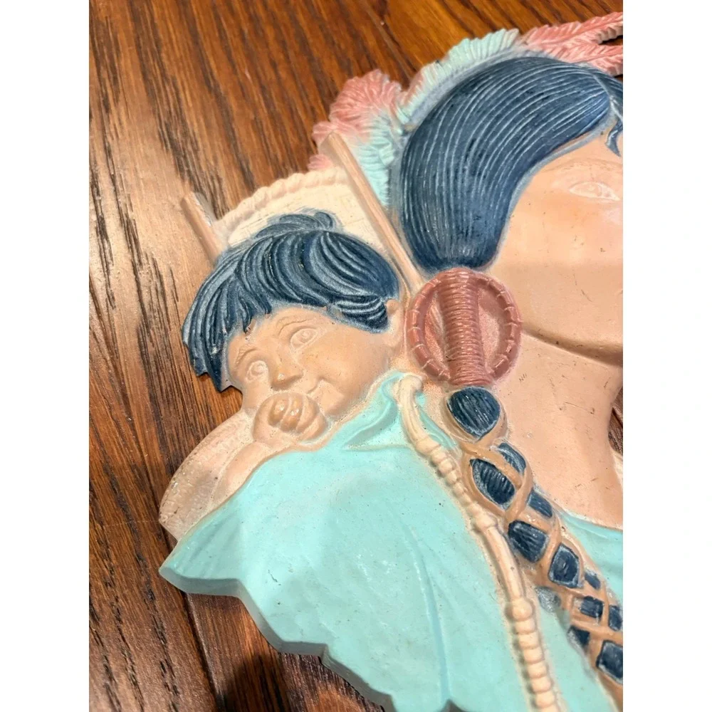 VINTAGE SEXTON METAL WALL PLAQUE AMERICAN INDIAN WOMAN PAPOOSE BABY